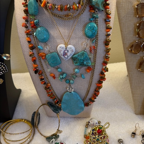 Come dig with me.  Unlisted gorgeousness in every price range. - Picture 4 of 16